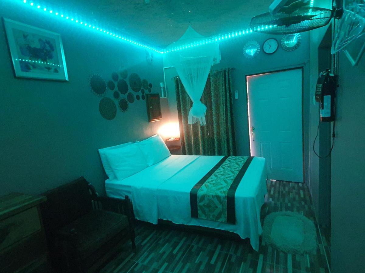 Mesmerize Guest House Port Antonio Extérieur photo